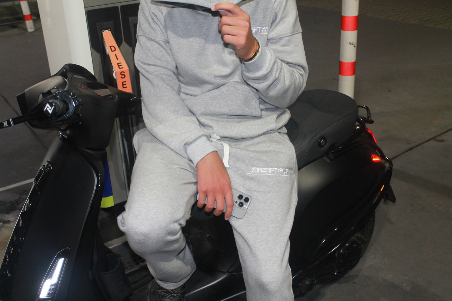 Connect friends, create family Tracksuit