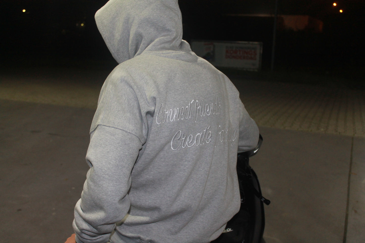 Connect friends, create family Tracksuit